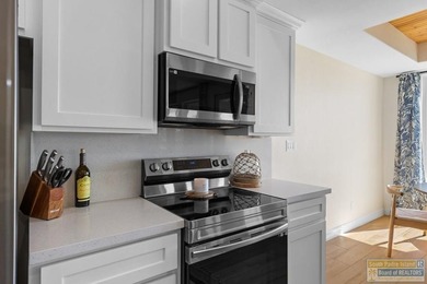 Spectacular million-dollar waterfront views set the stage for - photo 13
