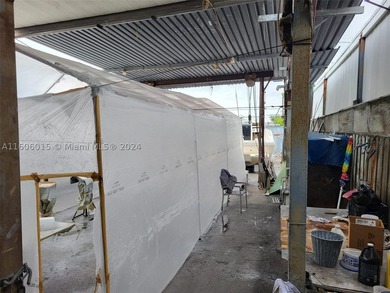 Amazing opportunity Great Warehouse Location in Miami 15 minutes - photo 17