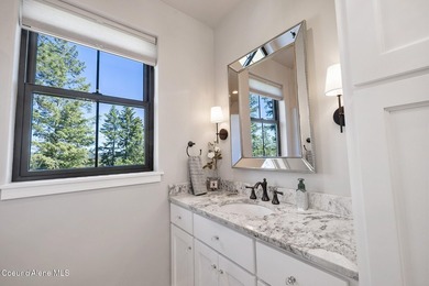 Experience North Idaho luxury with this exquisite, custom-built - photo 20