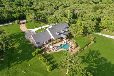 Private Equestrian Estate. A rare opportunity to own a turnkey - photo 38