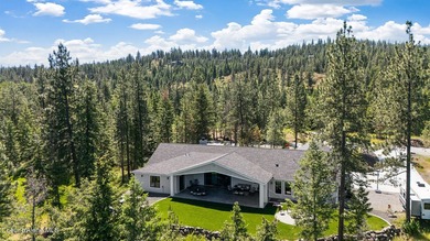 Experience North Idaho luxury with this exquisite, custom-built - photo 42