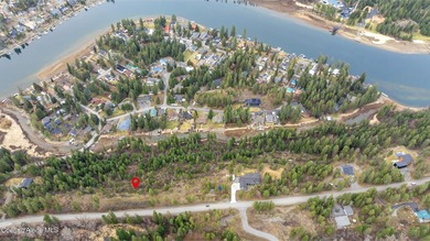 Experience North Idaho luxury with this exquisite, custom-built - photo 49