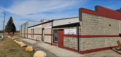 The possibilities are endless with this 9250 sq ft building - photo 4