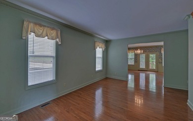 Curated over time to accommodate family and guests alike, this - photo 8