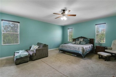 Spectacular Yellowstone model home situated on a quiet - photo 15