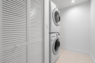 BOATERS DREAM!!! Dock your boat in your back yard w/50amp elec