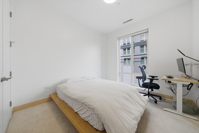 Beautifully designed 3-bedroom + den, 3.1-bath corner residence - photo 24