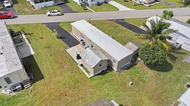 Beautifully maintained and fully furnished 1-bedroom home - photo 24