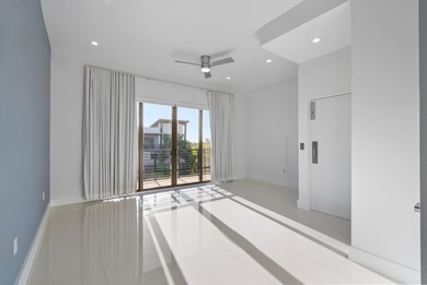 BOATERS DREAM!!! Dock your boat in your back yard w/50amp elec