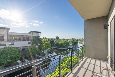 BOATERS DREAM!!! Dock your boat in your back yard w/50amp elec