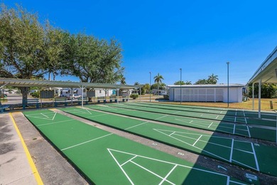 Beautifully maintained and fully furnished 1-bedroom home - photo 29