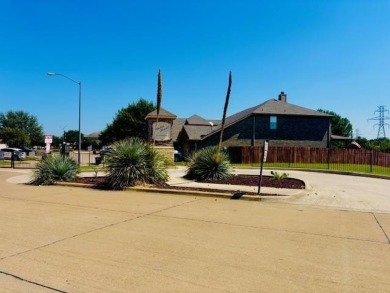 Lake Home For Sale in Fort Worth, Texas
