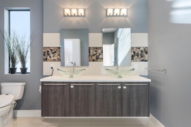 BOATERS DREAM!!! Dock your boat in your back yard w/50amp elec