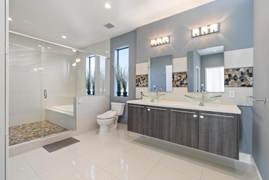 BOATERS DREAM!!! Dock your boat in your back yard w/50amp elec