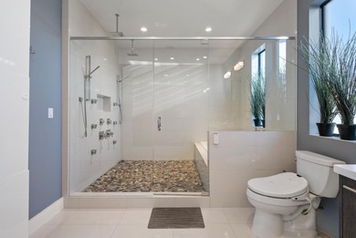 BOATERS DREAM!!! Dock your boat in your back yard w/50amp elec