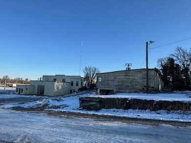 Unique property on approx 60 acres with multiple buildings - photo 5