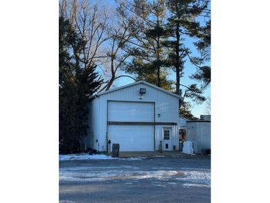 Unique property on approx 60 acres with multiple buildings - photo 7