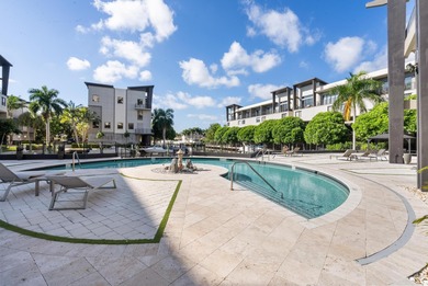 BOATERS DREAM!!! Dock your boat in your back yard w/50amp elec