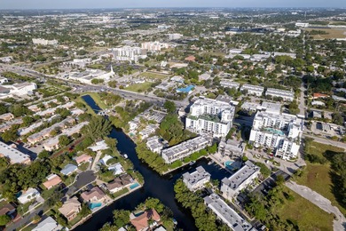BOATERS DREAM!!! Dock your boat in your back yard w/50amp elec