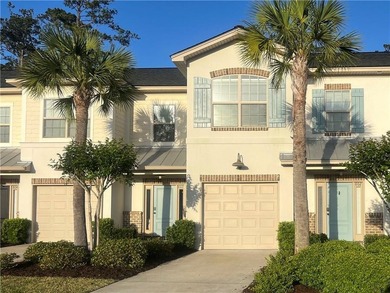 Unparalleled location and coastal charm await! Ideally situated - photo 1