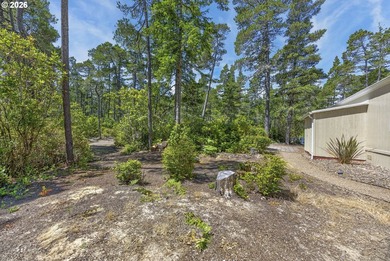 Out of the wind and fog this 10ac parcel with clean well cared - photo 4