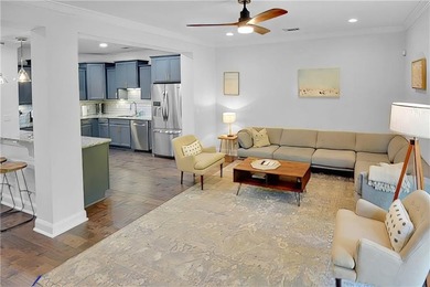 Unparalleled location and coastal charm await! Ideally situated - photo 6
