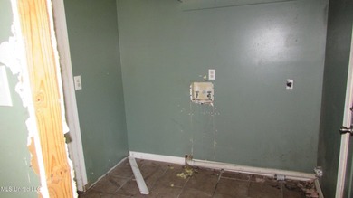 3 bedroom 2 bath home being sold as-is. Newer roof for lower - photo 14
