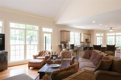 Premier Location in The Fairways! Welcome to a one-of-a-kind - photo 18