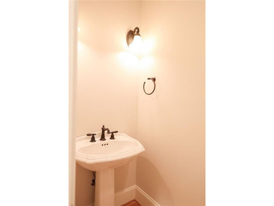Premier Location in The Fairways! Welcome to a one-of-a-kind - photo 21