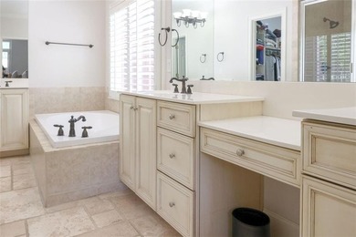 Premier Location in The Fairways! Welcome to a one-of-a-kind - photo 26
