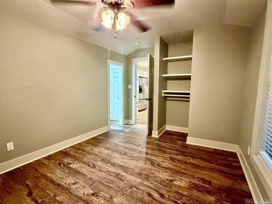 An exceptional investment opportunity and the ultimate lakefront - photo 33