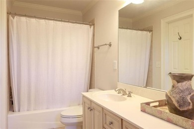 Premier Location in The Fairways! Welcome to a one-of-a-kind - photo 40