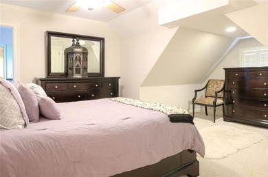 Premier Location in The Fairways! Welcome to a one-of-a-kind - photo 42