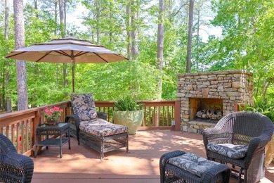 Premier Location in The Fairways! Welcome to a one-of-a-kind - photo 46