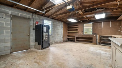 Lake Tuscaloosa home with approx. 115 +/ - water frontage. This - photo 48