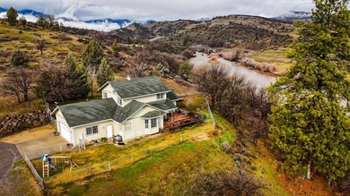 Klamath River Home For Sale in Hornbrook California