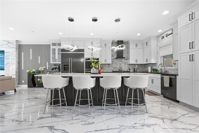 Welcome to 1920 Waterfront Place, a stunning, modern brownstone - photo 8