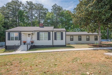 Fully operational and 100% occupied, this 13-bedroom adult - photo 6