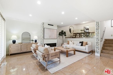 Stunningly renovated townhome overlooking a beautifully - photo 2