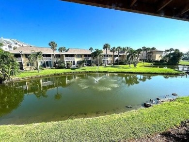 Lake Condo For Sale in Fort Pierce, Florida