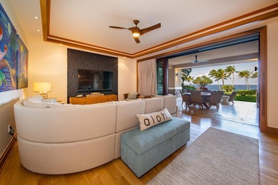 This exquisitely furnished residence offers luxury resort-style - photo 24