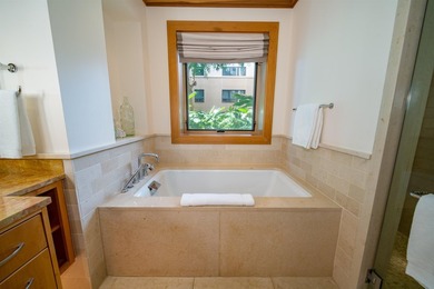 This exquisitely furnished residence offers luxury resort-style - photo 30