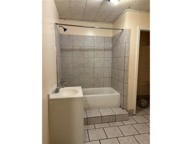 14 apartments .There are twelve 1 Bedroom and two 2 bedroom, 1 - photo 5