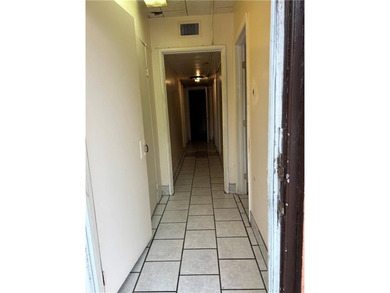 14 apartments .There are twelve 1 Bedroom and two 2 bedroom, 1 - photo 8