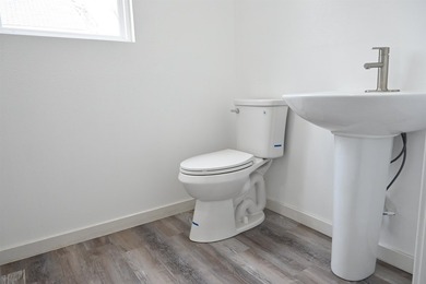 NEW Construction! This brand-new two-story duplex offers a fresh - photo 9