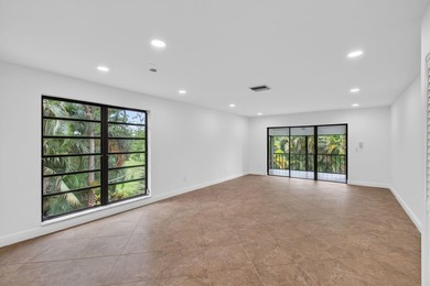 UPDATED UPPER CORNER 2 BED, 2BTH CONDO W/LAKEVIEWS. FRESHLY - photo 14
