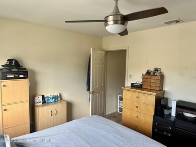 BACK ON THE MARKET! Welcome to this beautifully maintained - photo 21