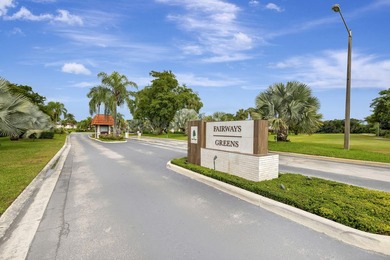 UPDATED UPPER CORNER 2 BED, 2BTH CONDO W/LAKEVIEWS. FRESHLY - photo 50