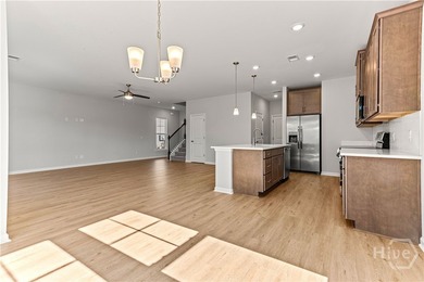 GREAT PRICE & EXCEPTIONAL QUALITY! Landmark 24 Homes (Builder) - photo 7