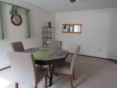 Well maintained 10,836 square foot 8-plex. Seven 2-bedroom units - photo 6